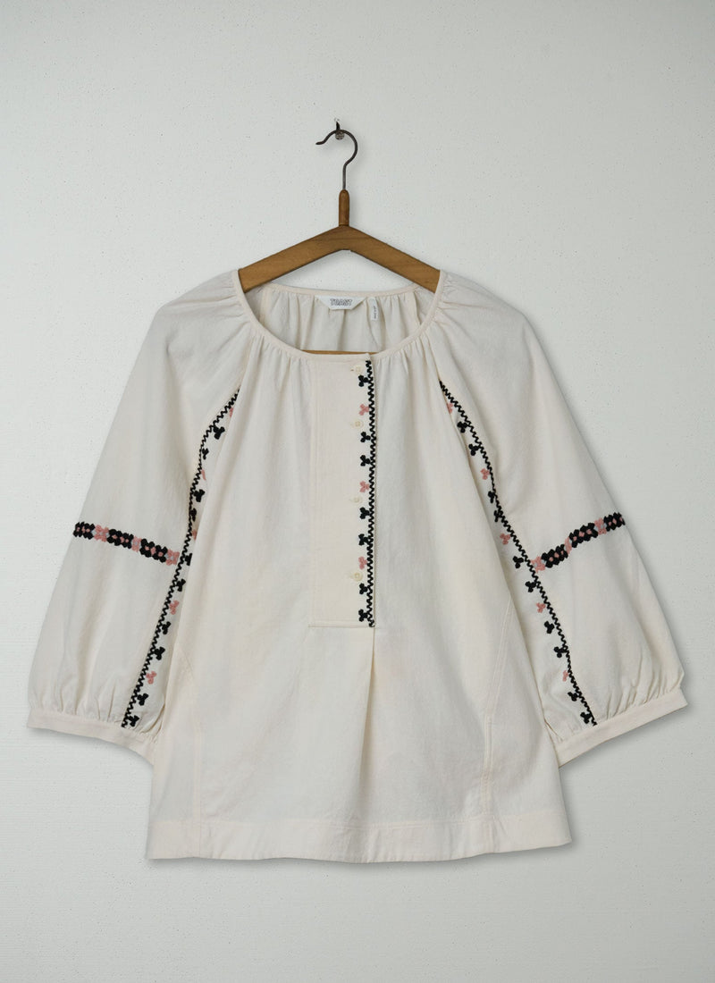 Reworn Embroidered Top Size M (641) | Ecru