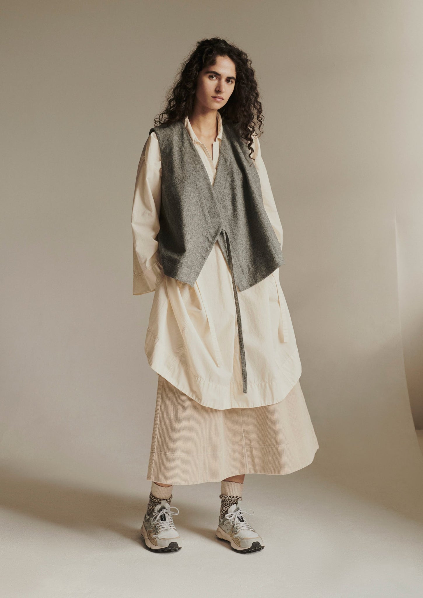 Wool Flannel Sleeveless Jacket | Grey Melange