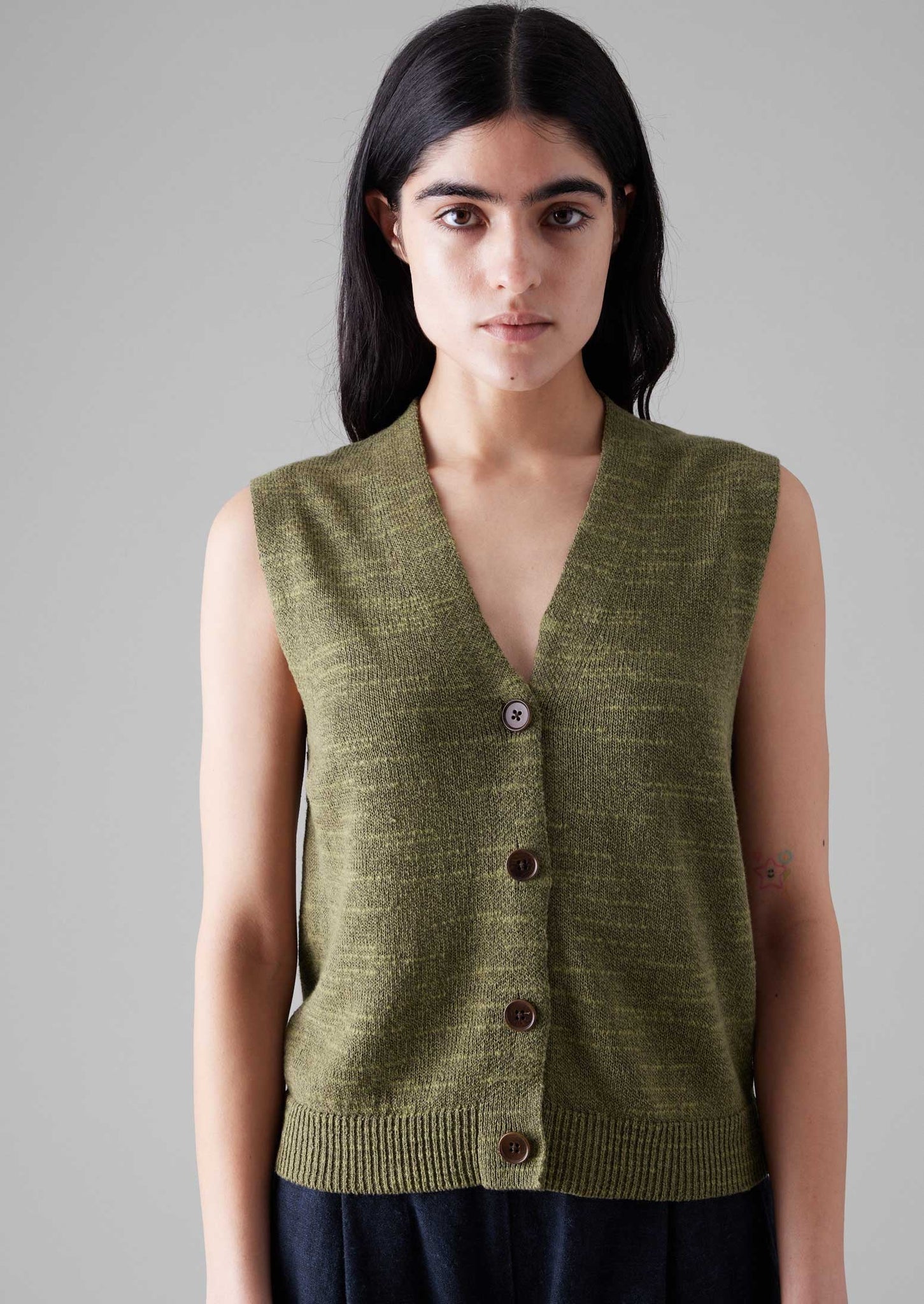 Fine Linen Cotton Knitted Tank | Montella Olive