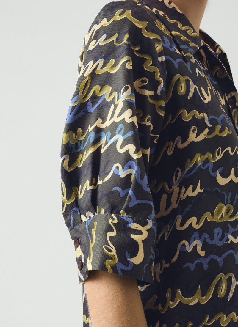 Gia Script Print Shirt | Avocado Rind