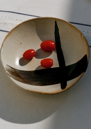 Nicola Gillis Shallow Bowl | Dolomite/Black Iron